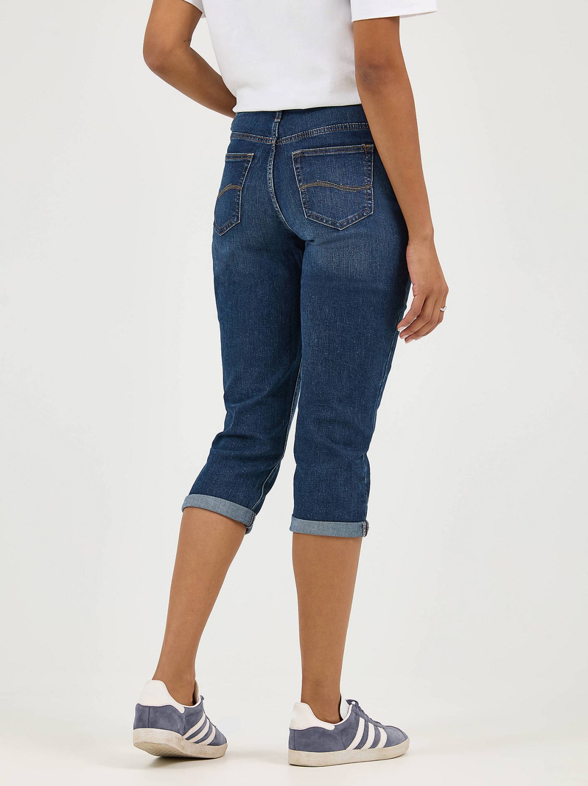 Women's Ultra Lux Comfort with Flex Motion Capri - view 3