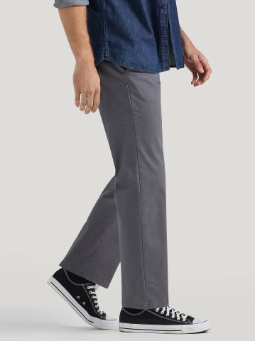 Men's Extreme Motion Flat Front Khaki Pant