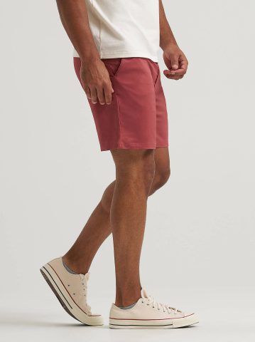 Men's Extreme Motion 7" Flat Front Short