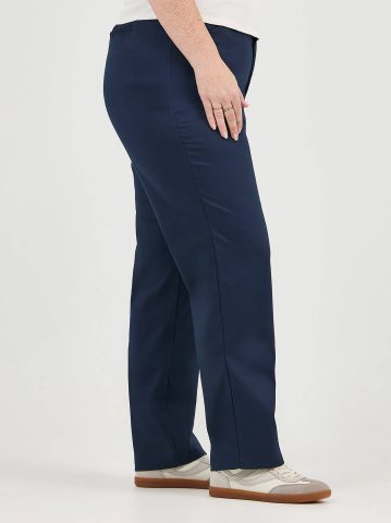 Women's Wrinkle Free Relaxed Fit Straight Leg Pant (Plus)