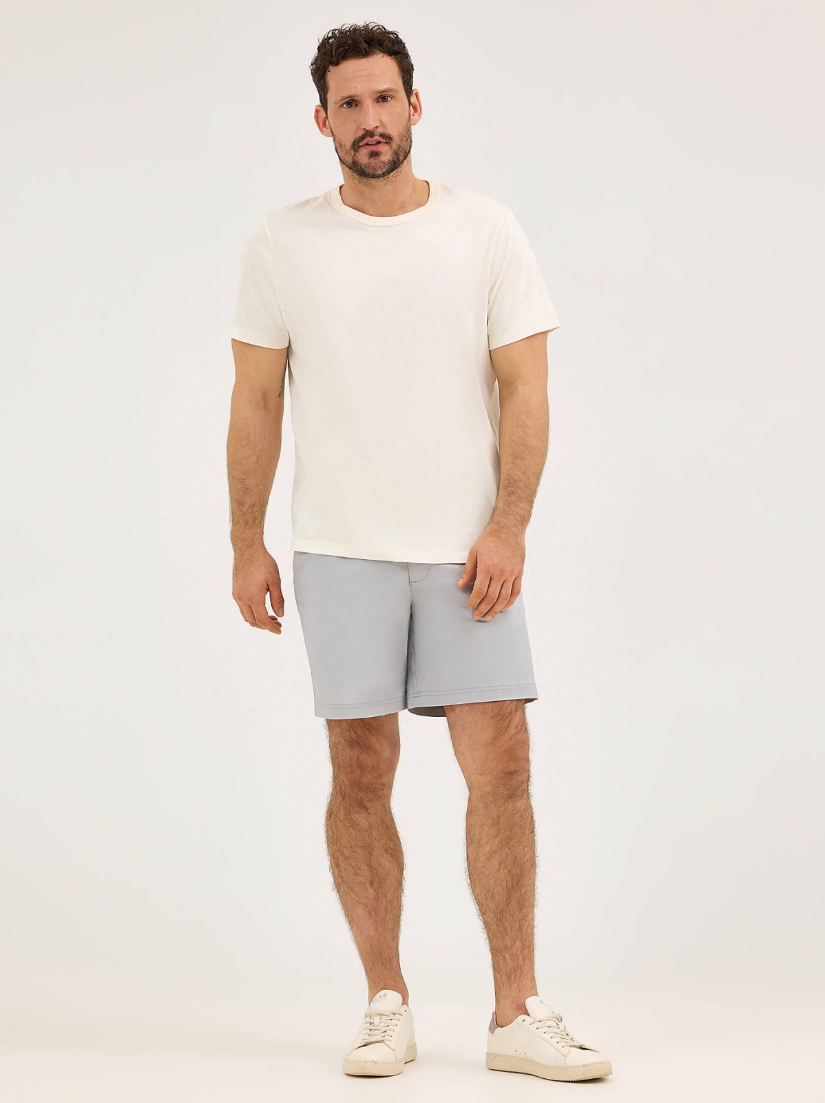 Men's Extreme Motion 7" Flat Front Short