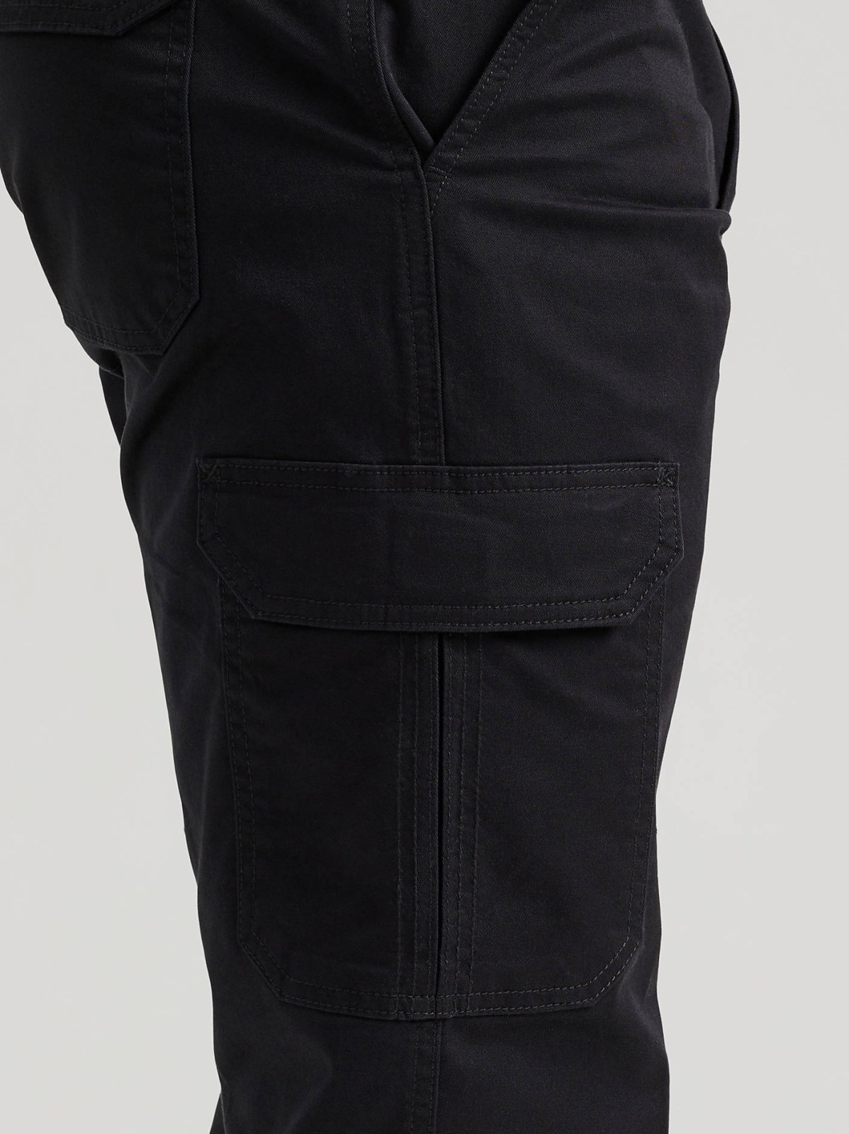 Men's Extreme Motion Cargo Twill Pant - view 7