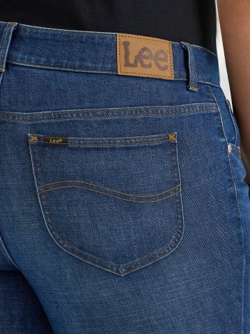 Women's Legendary 90's Taper Leg Jean (Plus)