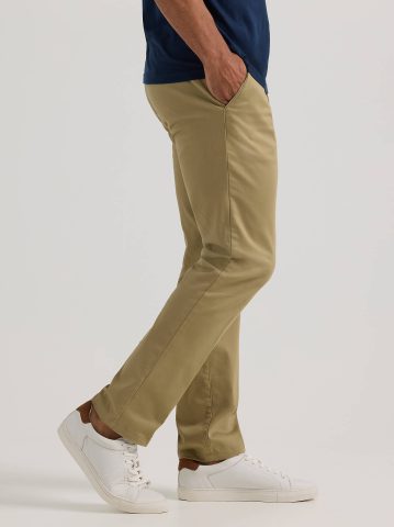 Men's Extreme Motion Slim Fit Khaki Pant