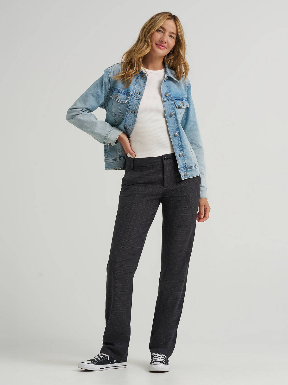 Women's Wrinkle Free Relaxed Fit Straight Leg Pant