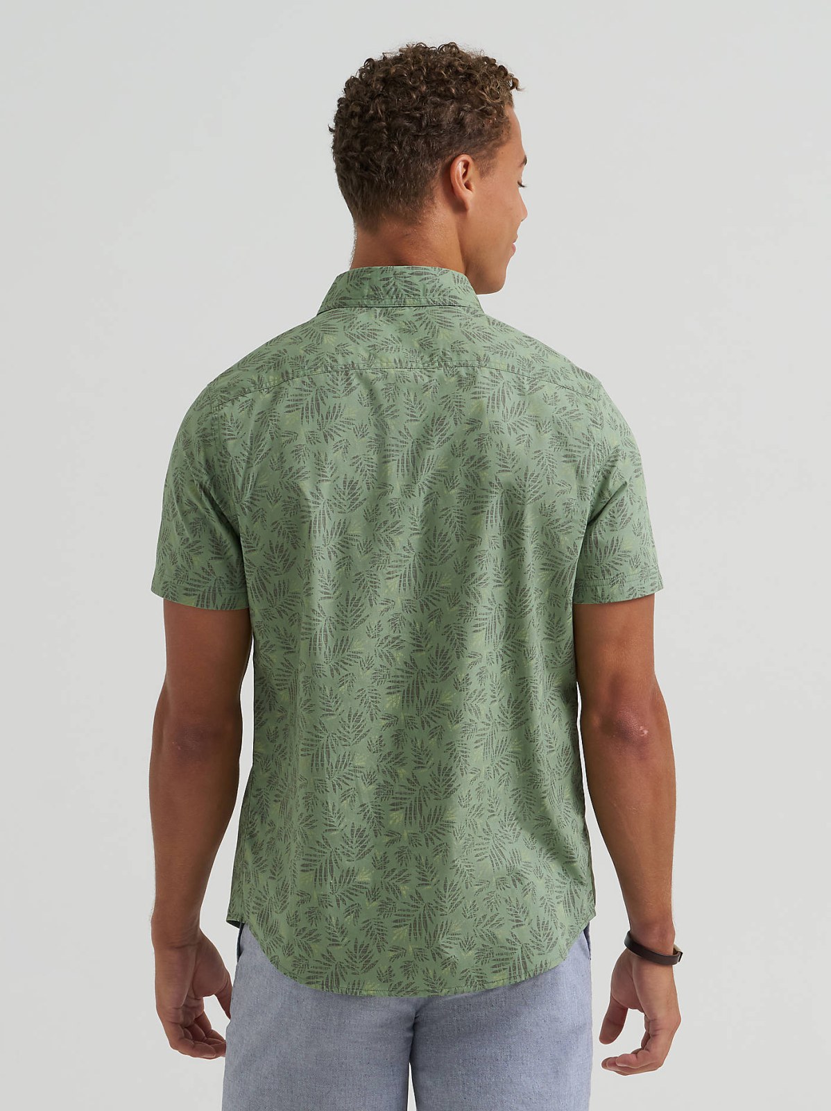 Men's Leaves Print One Pocket Button Down Shirt - view 2