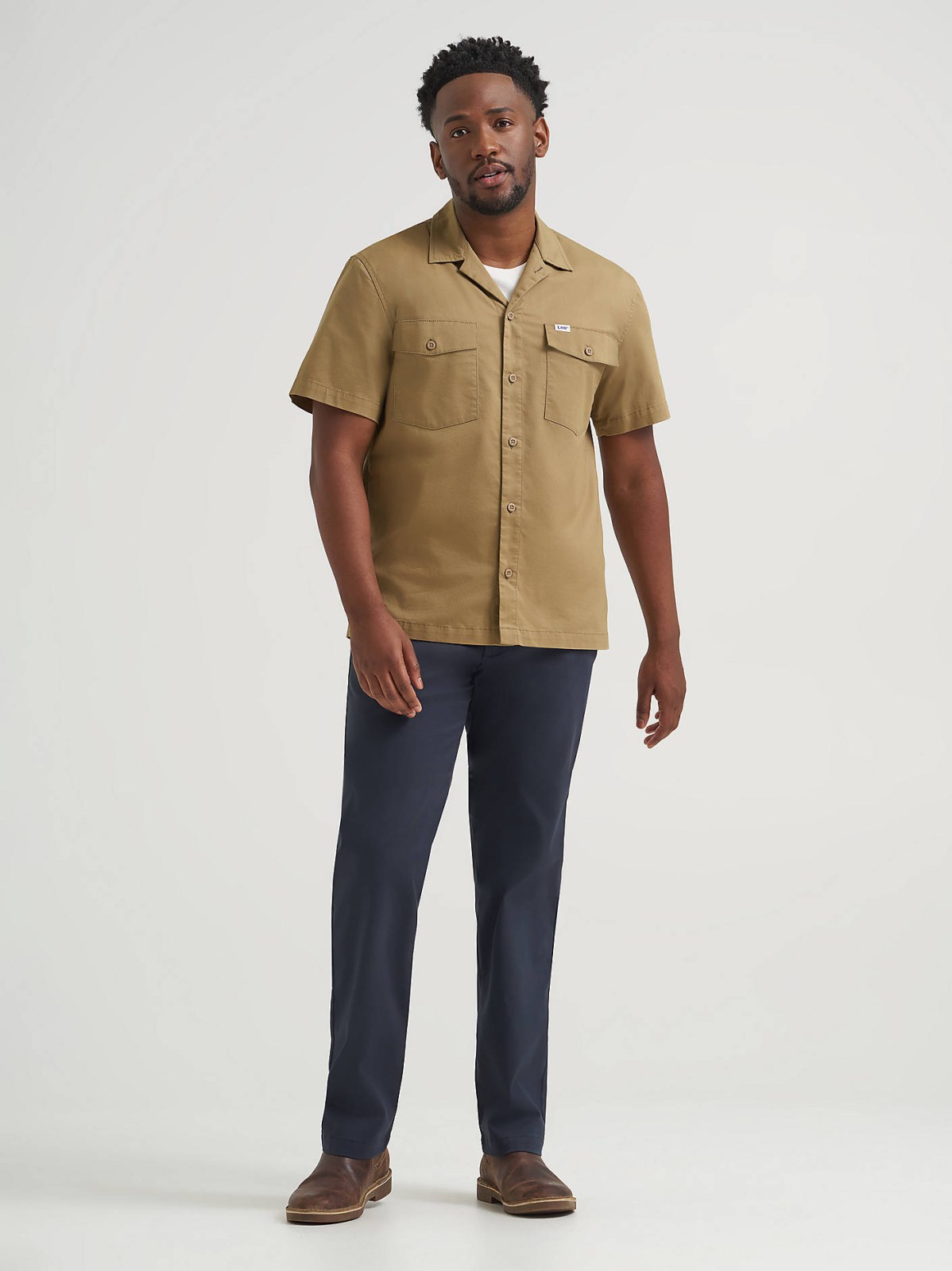 Men's Short Sleeve Relaxed Fit Button Down Workshirt - view 4
