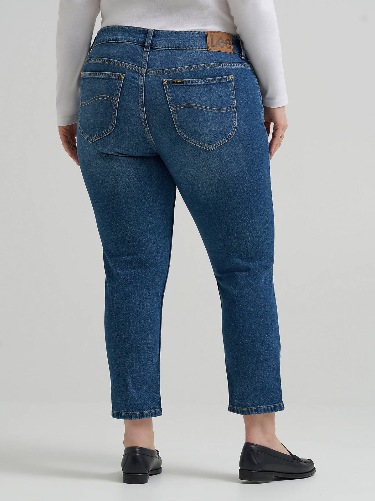 Women's Legendary Straight Crop (Plus) - view 3