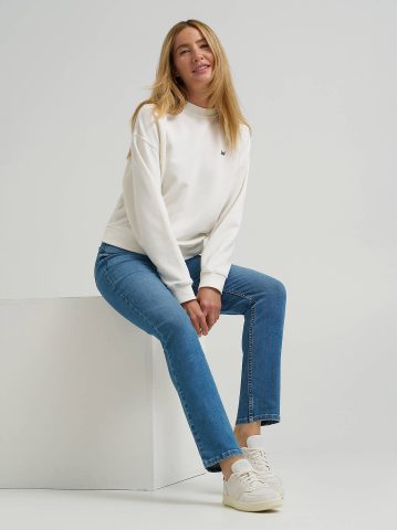 Women's Legendary High Rise Slim Straight Jean