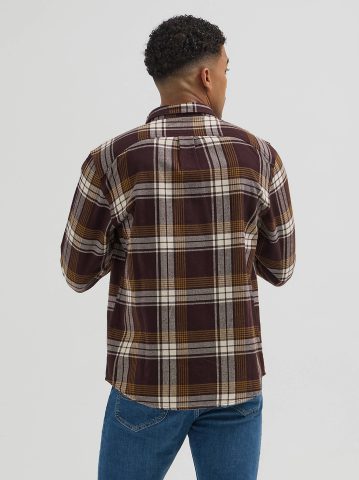 Men's Relaxed Fit Riveted Plaid Button Down Shirt