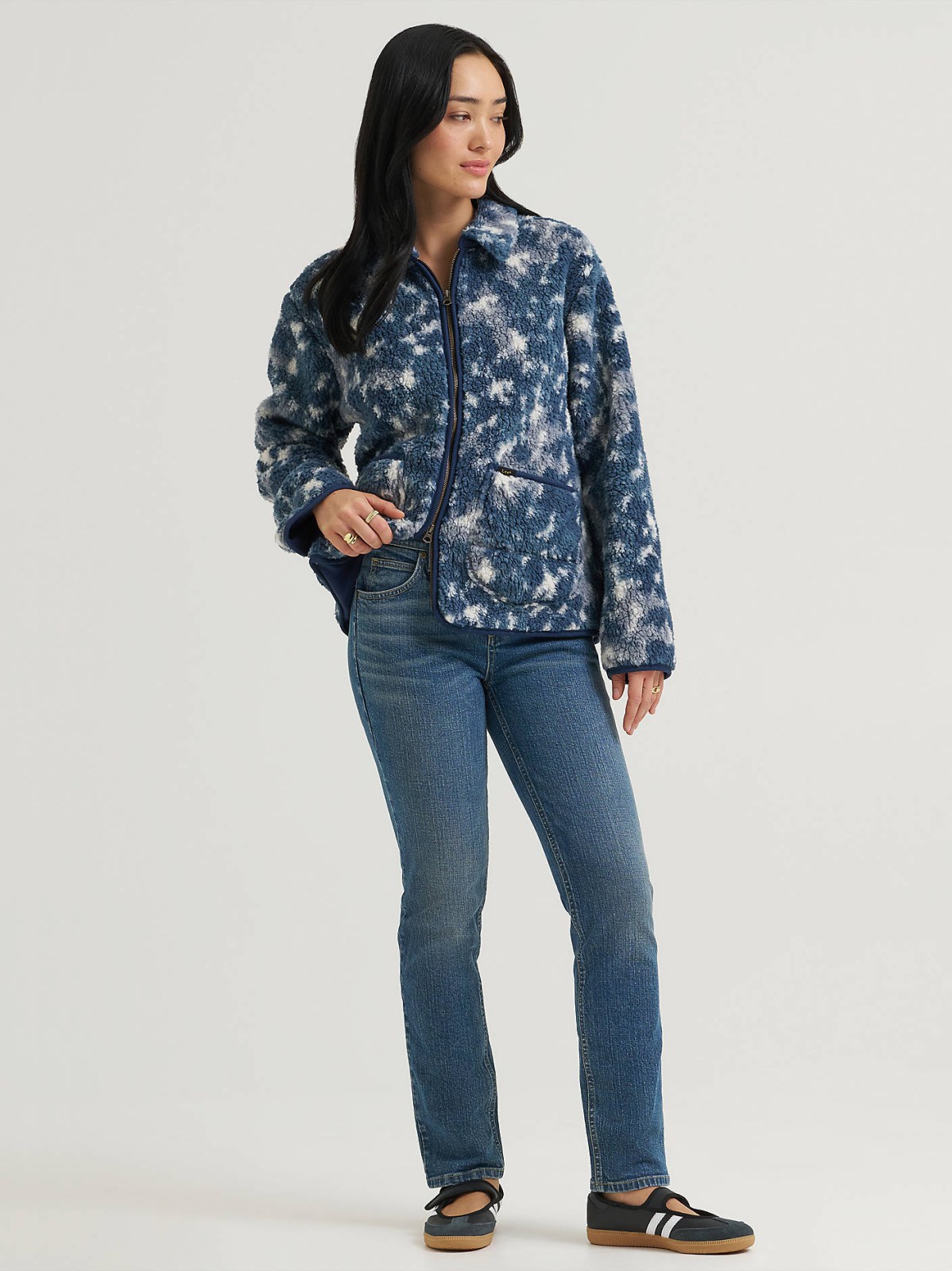 Women's Legendary High Rise Slim Straight Jean