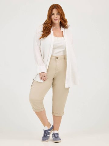 Women's Ultra Lux Comfort with Flex-To-Go Relaxed Fit Cargo Capri (Plus)