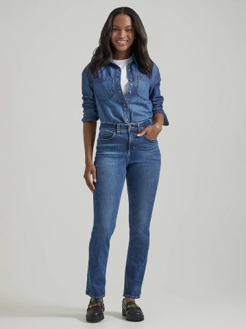 Women's Ultra Lux Comfort with Flex Motion Straight Jean