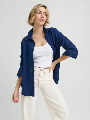 Women's Classic Pocketless Button Down Shirt