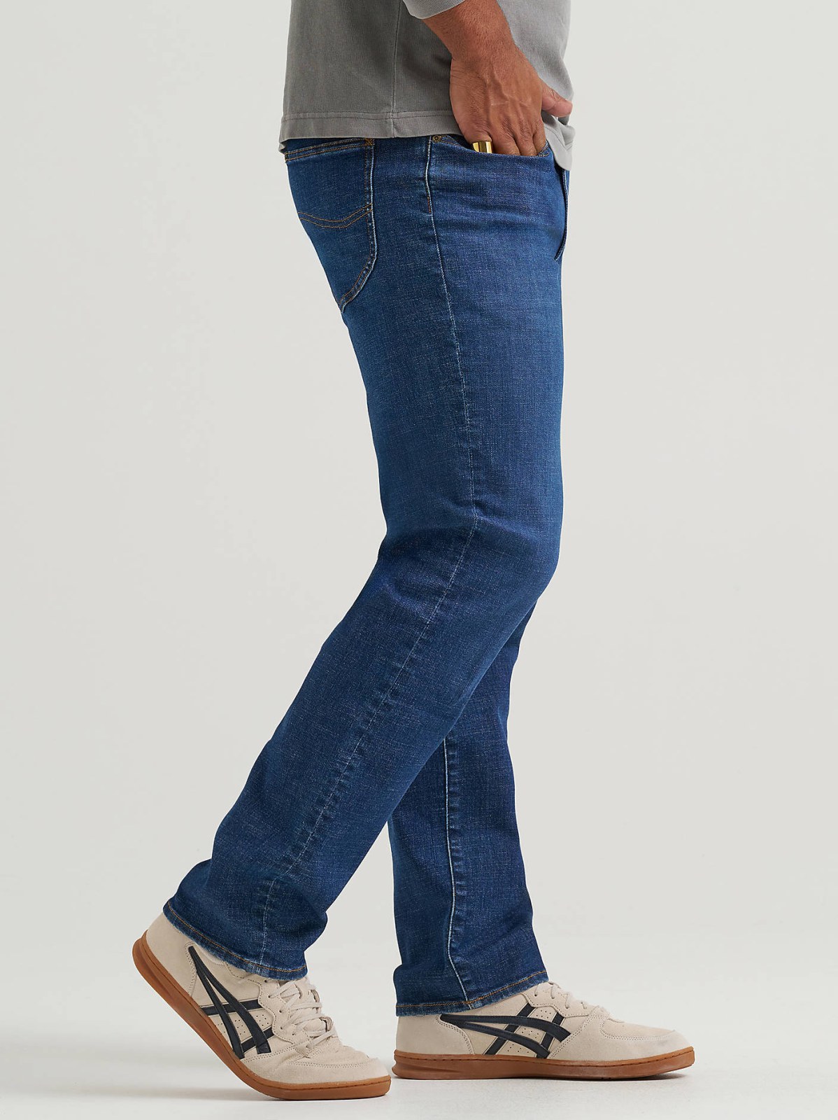 Men's Extreme Motion Regular Straight Jean with Cool Temp Technology - view 4