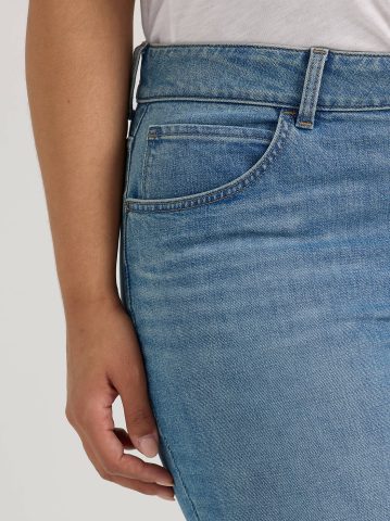Women's Legendary 90's Taper Leg Jean (Plus)