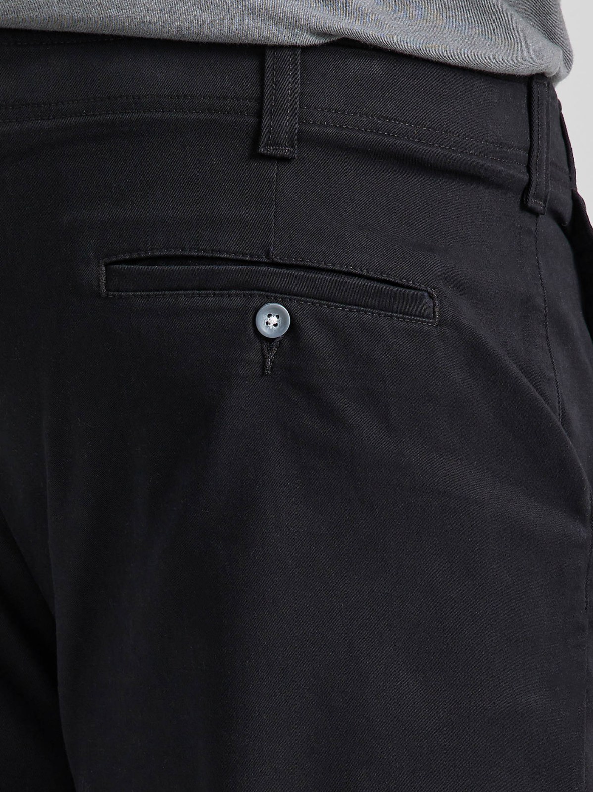 Men's Extreme Motion Relaxed Fit Khaki Pant (Big & Tall) - view 5