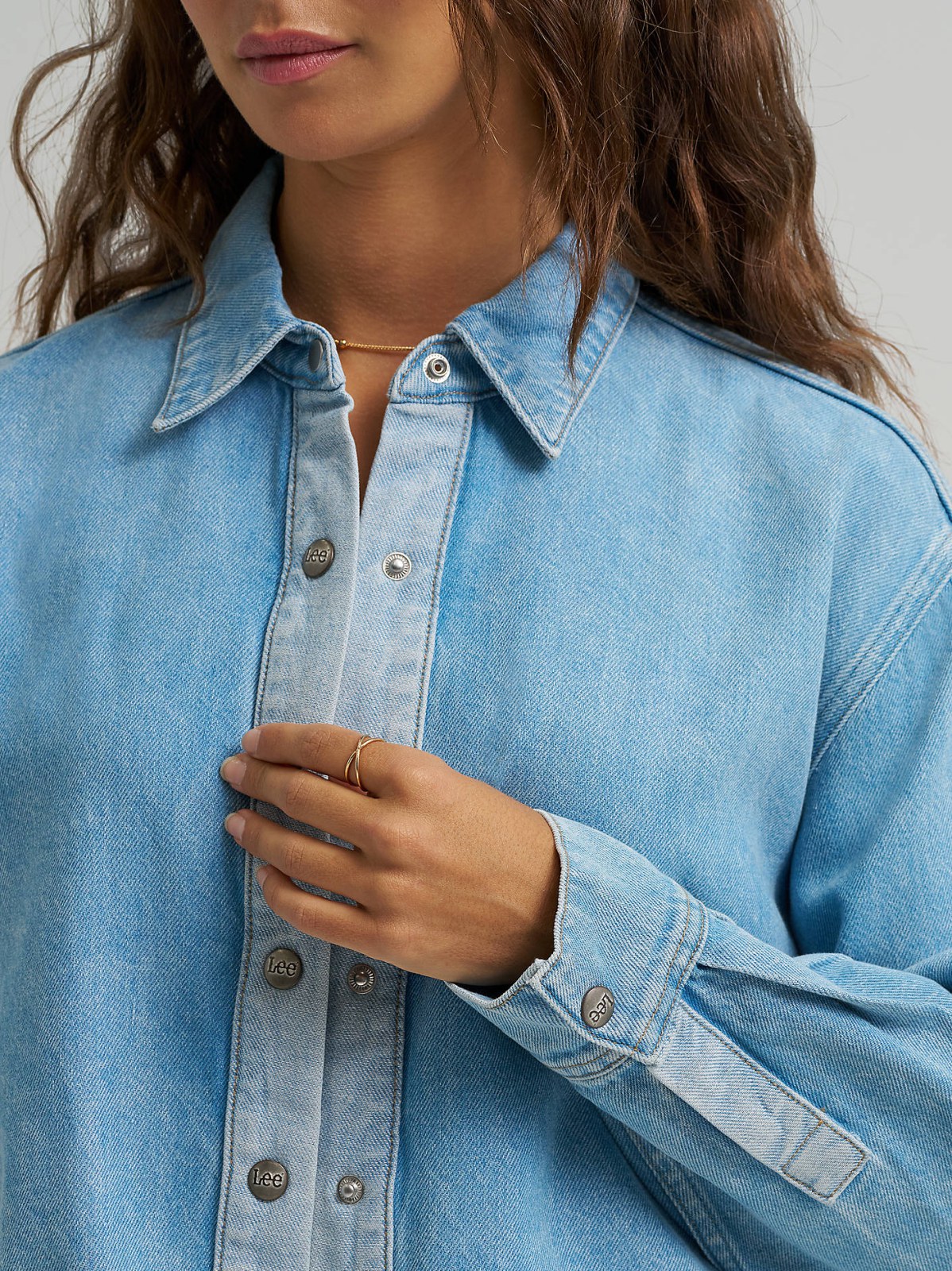 Women's Two Toned Denim Snap Front Shirt - view 5