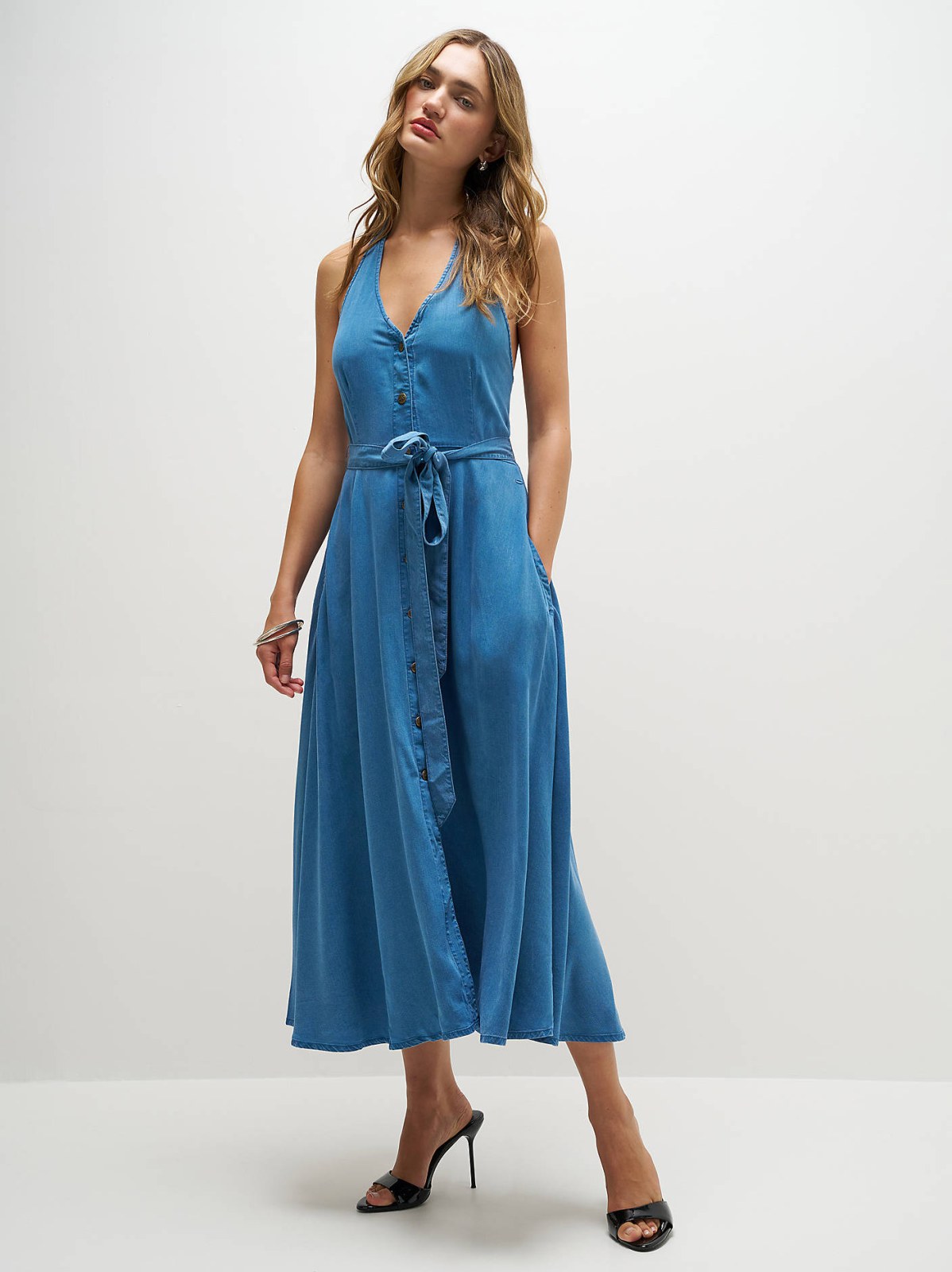 Women's Lee® x Marilyn Monroe Chambray Halter Dress - view 9