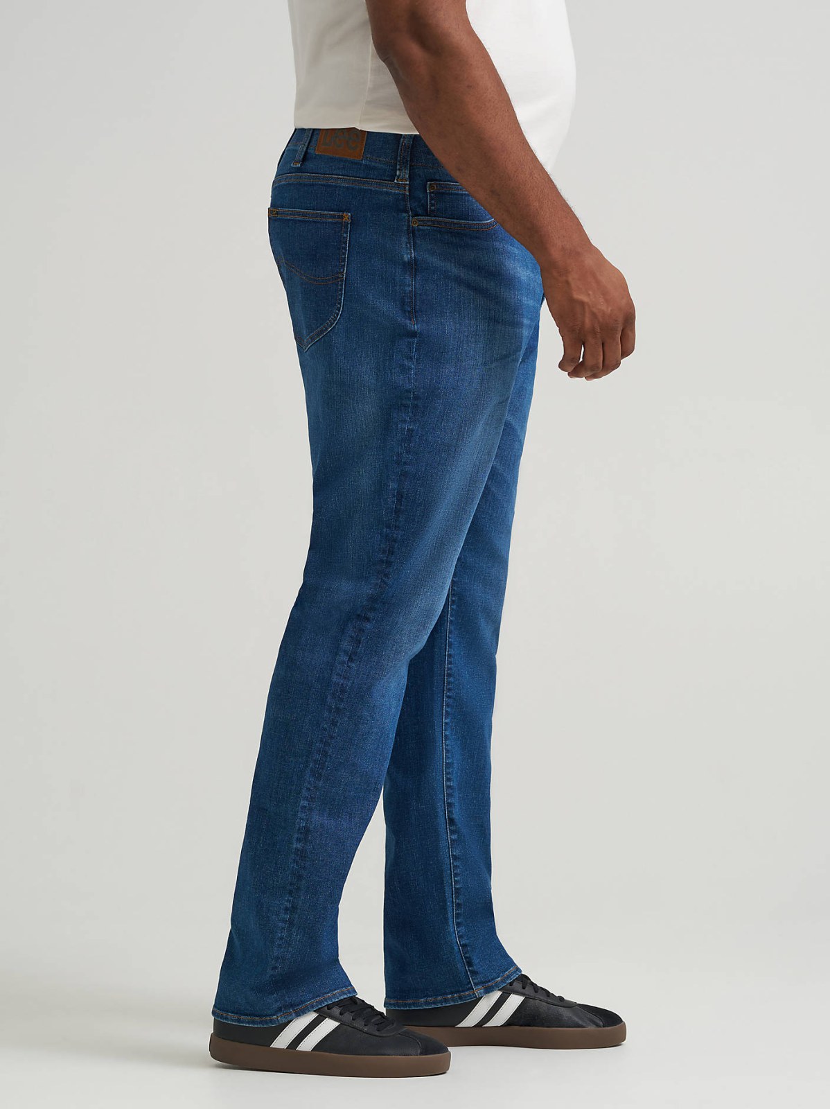 Men's Extreme Motion Athletic Tapered Leg Jean (Big & Tall) - view 4