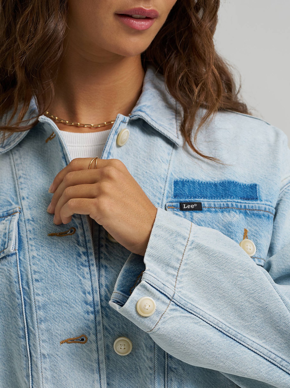 Women's Oversized Double Pocket Utility Overshirt - view 6