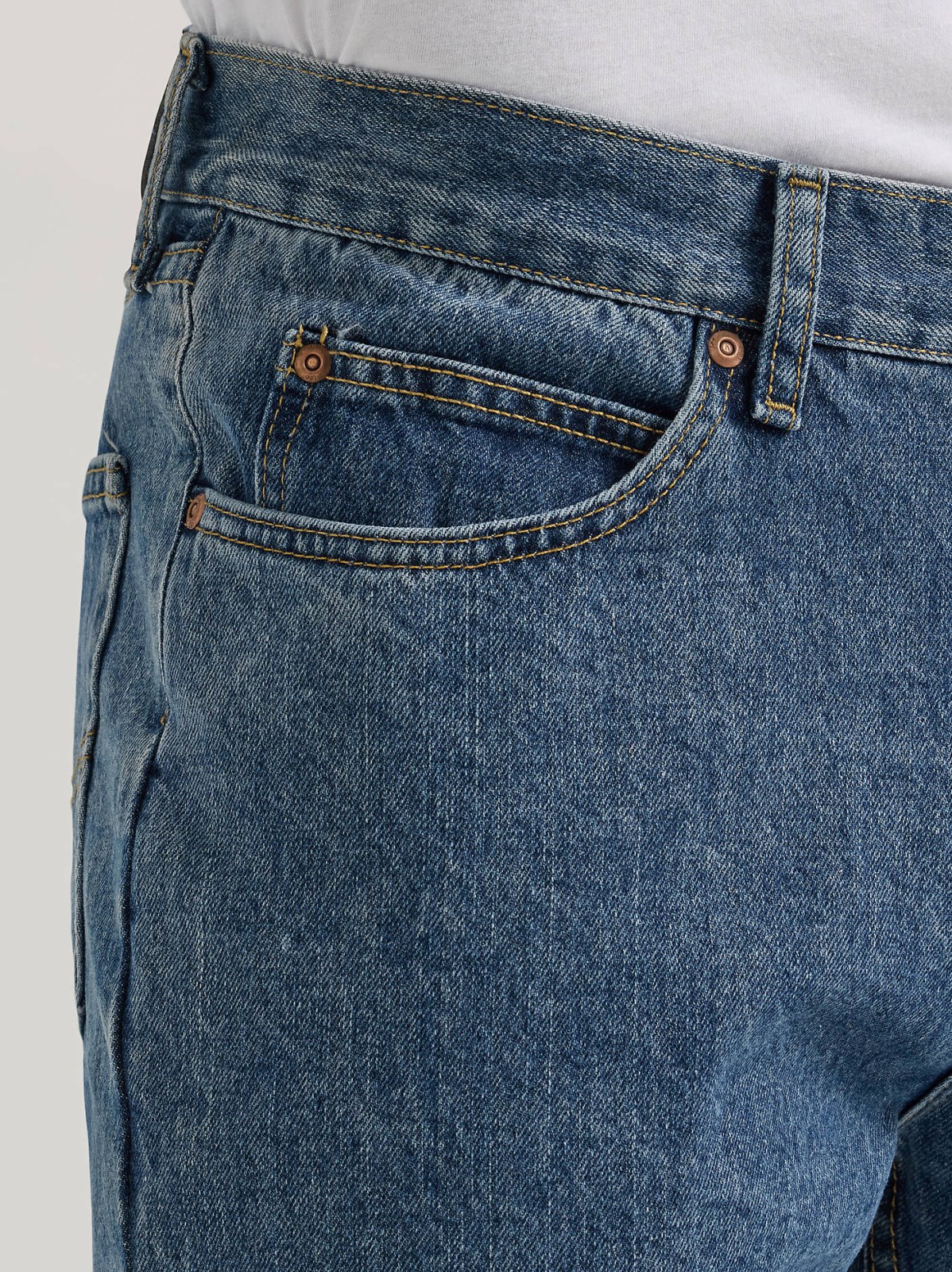 Men’s Relaxed Fit Straight Leg Jean - view 7