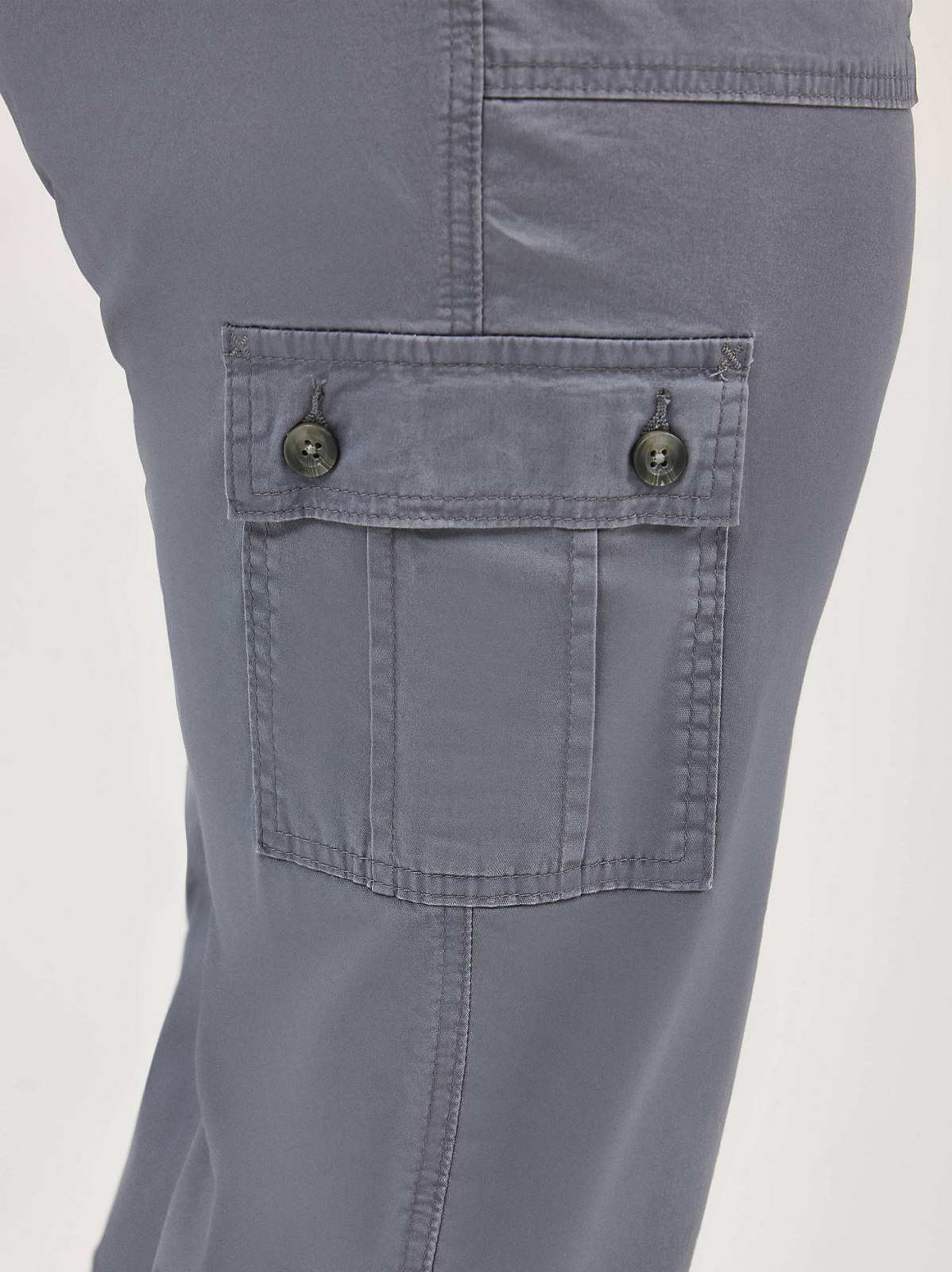 Women's Ultra Lux Comfort with Flex-To-Go Relaxed Fit Cargo Capri (Plus) - view 6