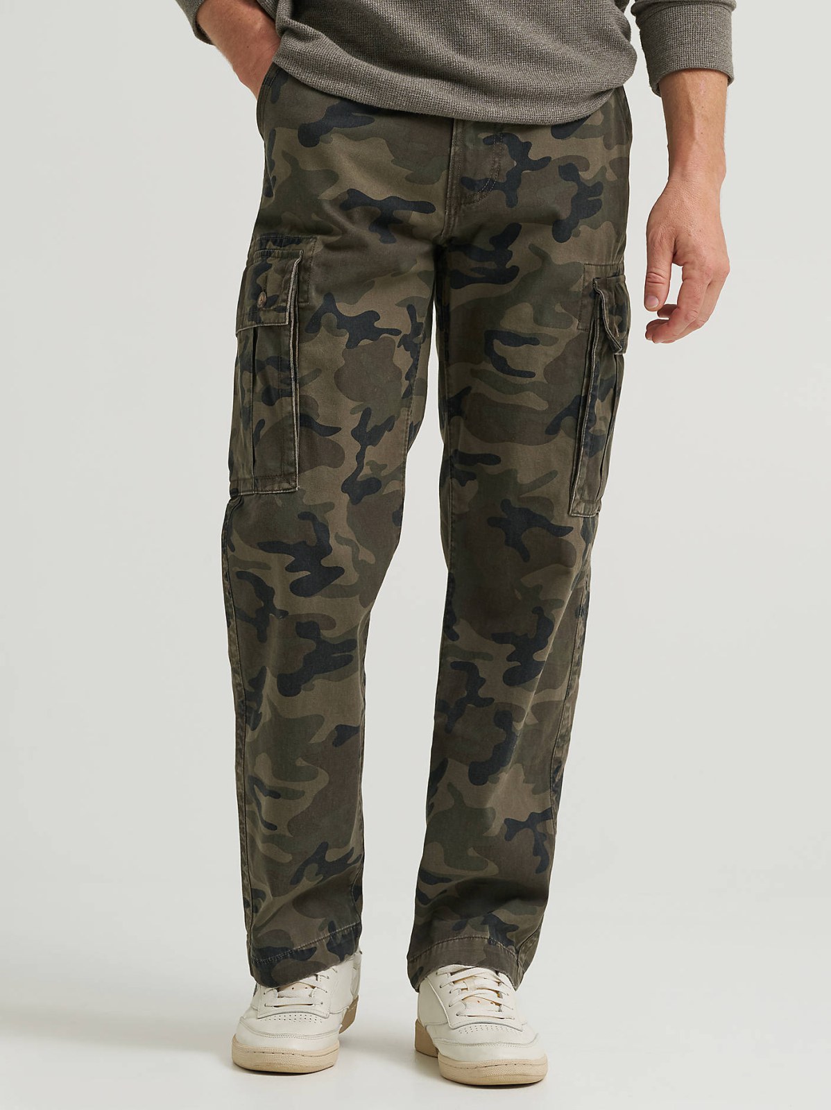 Men's Legendary Loose Straight Cargo Pant - view 2
