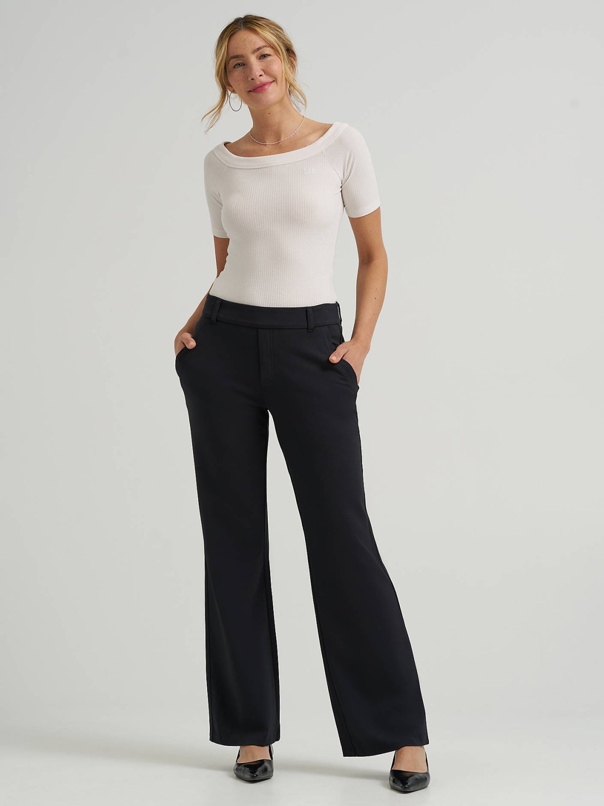 Women's Pull On Bootcut Pant