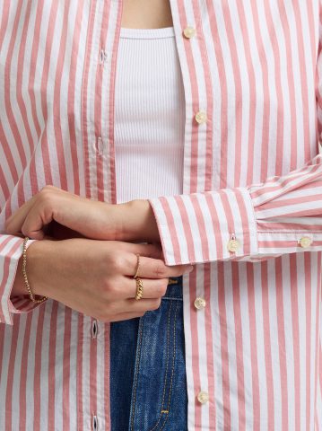 Women's Classic Pocketless Button Down Shirt