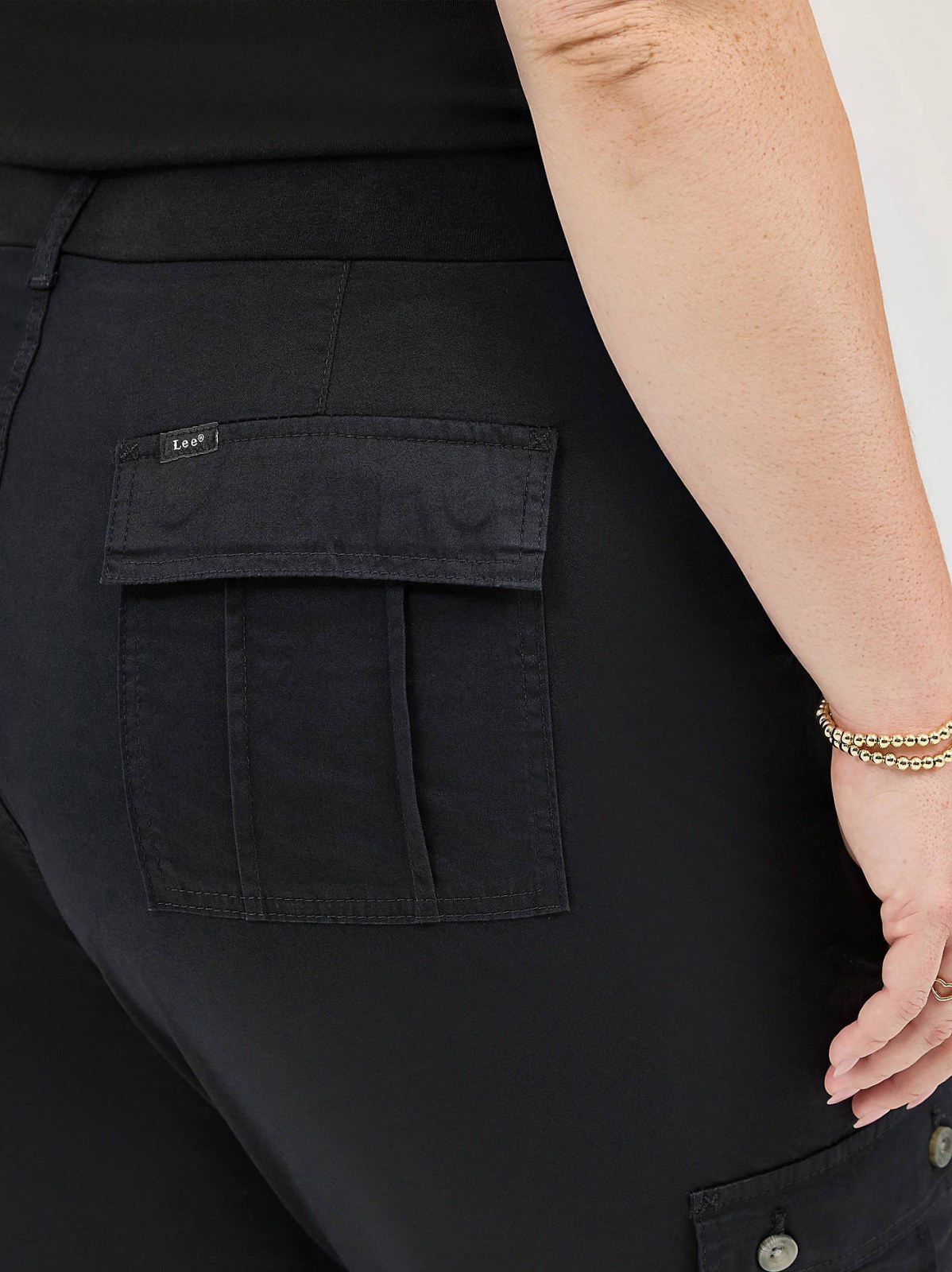 Women's Ultra Lux Comfort with Flex-To-Go Relaxed Fit Cargo Capri (Plus) - view 5