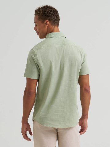 Men's One Pocket Slub Chambray Button Down Shirt — alternate view