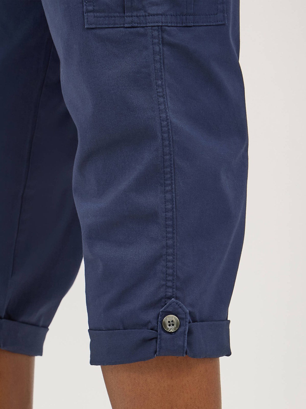 Women's Ultra Lux Comfort with Flex-to-Go Relaxed Fit Cargo Capri - view 7