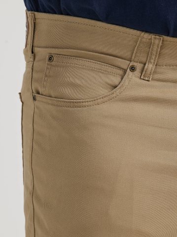 Men's Extreme Motion MVP Relaxed Straight Jean (Big & Tall)