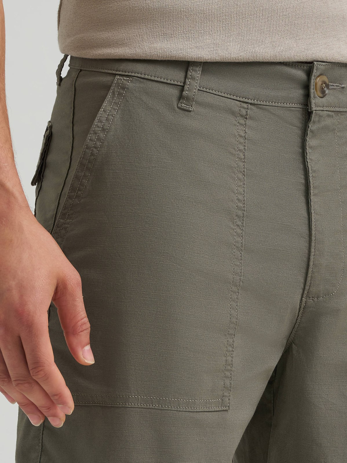 Men's Relaxed Utility Short - view 6
