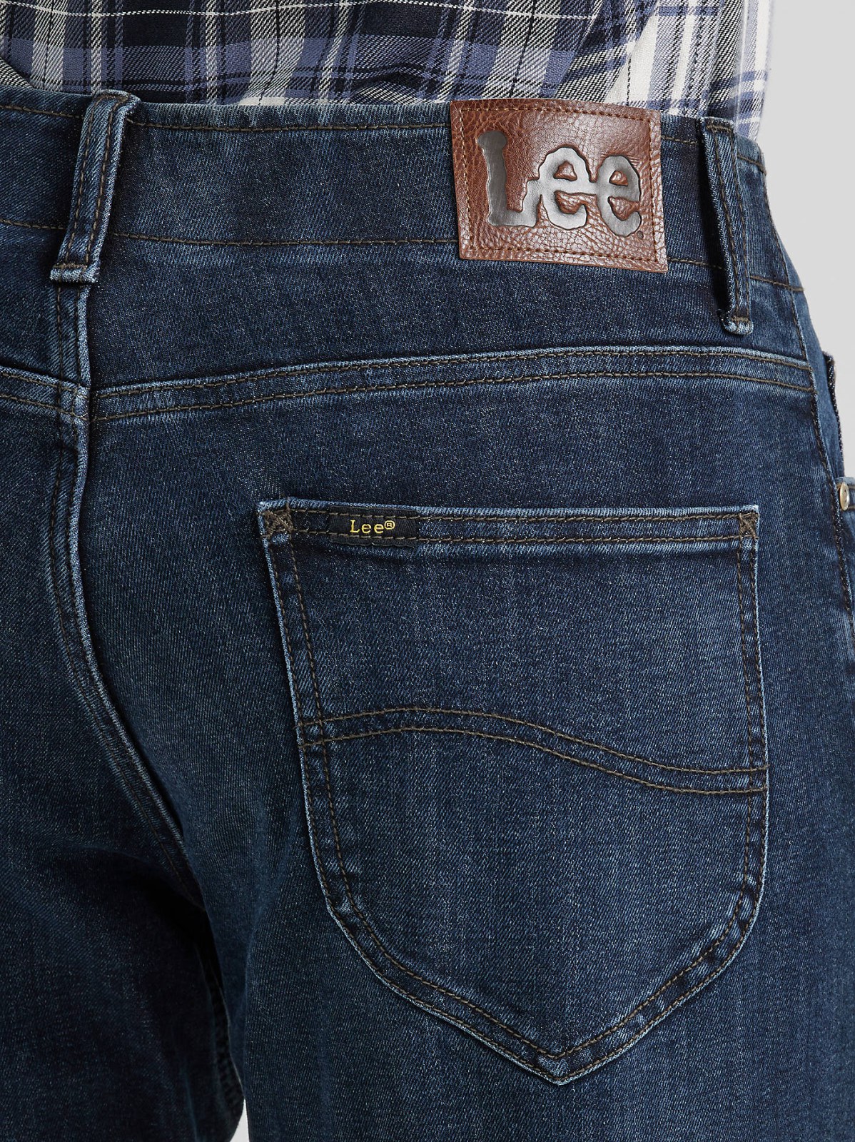 Men's Extreme Motion MVP Athletic Tapered Leg Jean - view 5