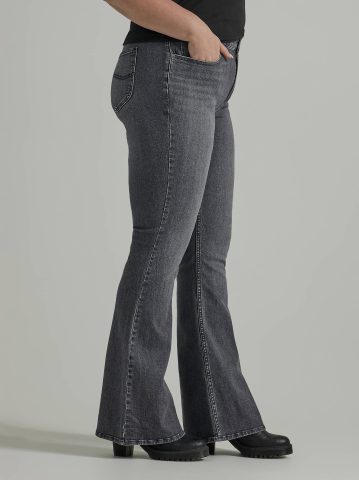Women's Legendary Flare Jean (Plus)