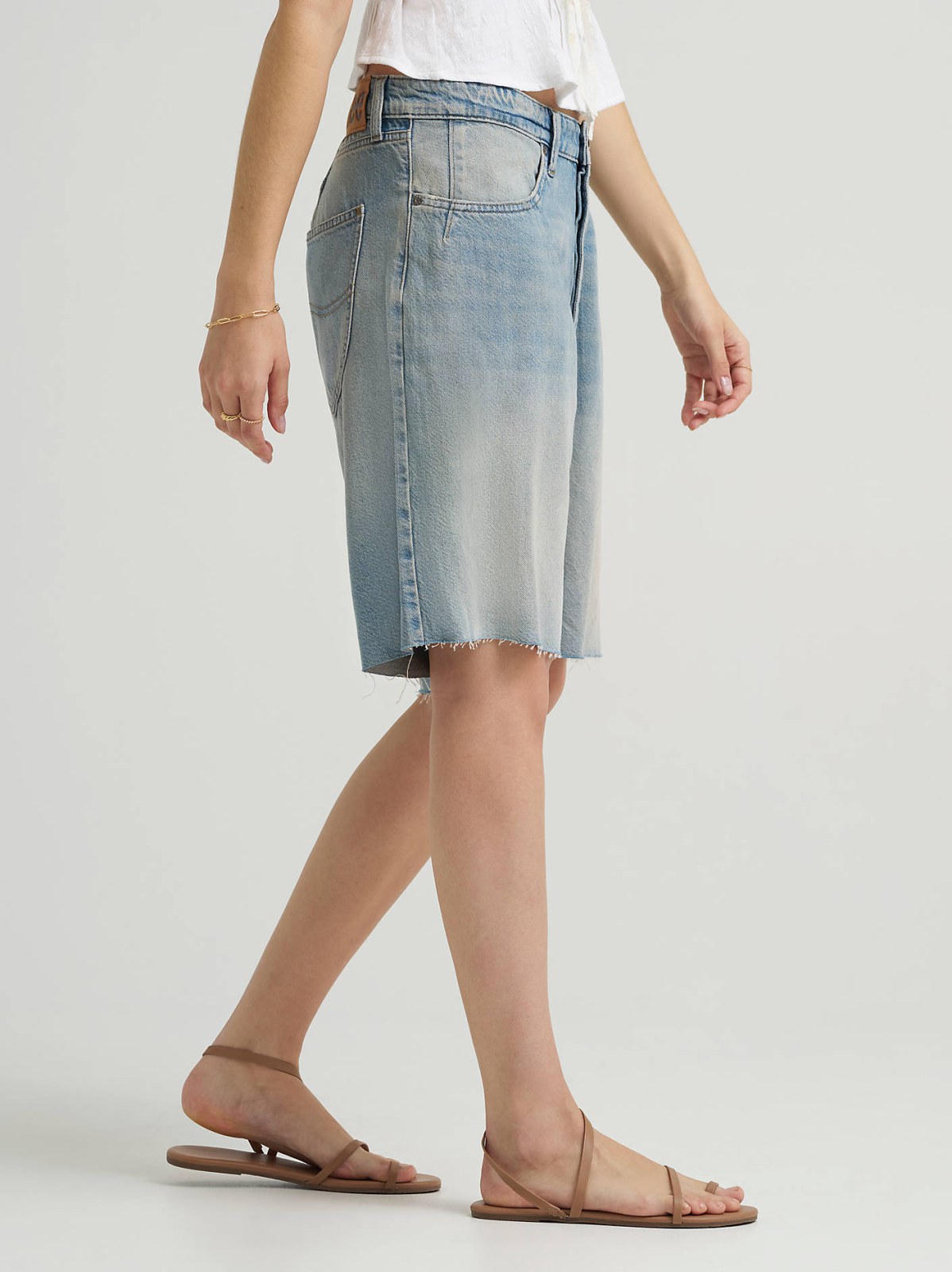 Women's Low Rise Button-Fly Darted Slouch Denim Bermuda - view 4