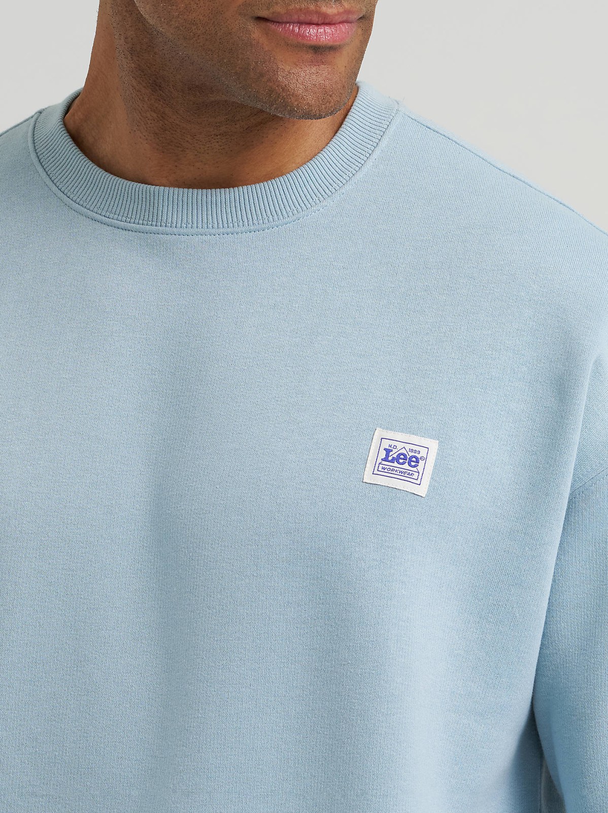 Men's Relaxed Fit Essential Workwear Sweatshirt - view 3