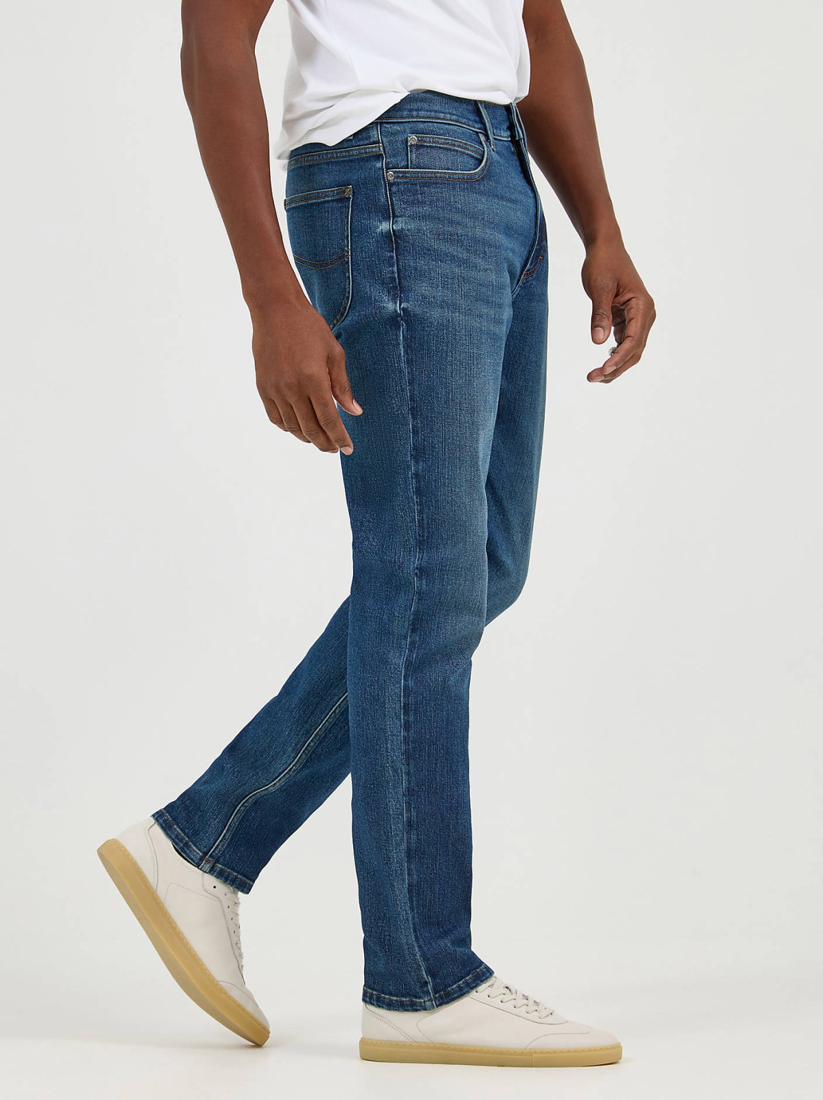 Men's Heritage Denim MVP Relaxed Straight Jean - view 4