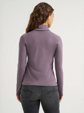 Women's Fitted Turtleneck Top