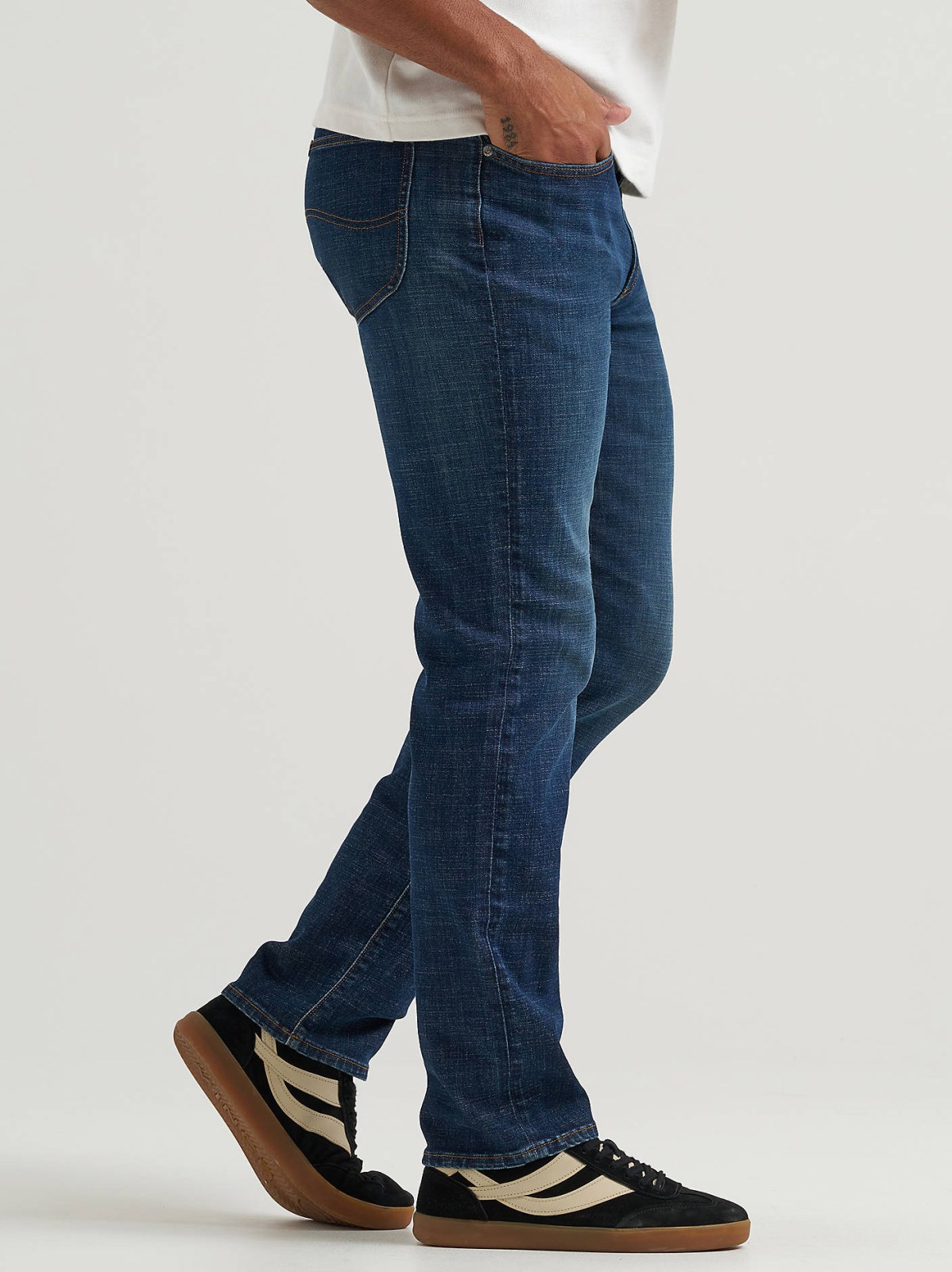 Men's Extreme Motion MVP Athletic Tapered Leg Jean - view 4