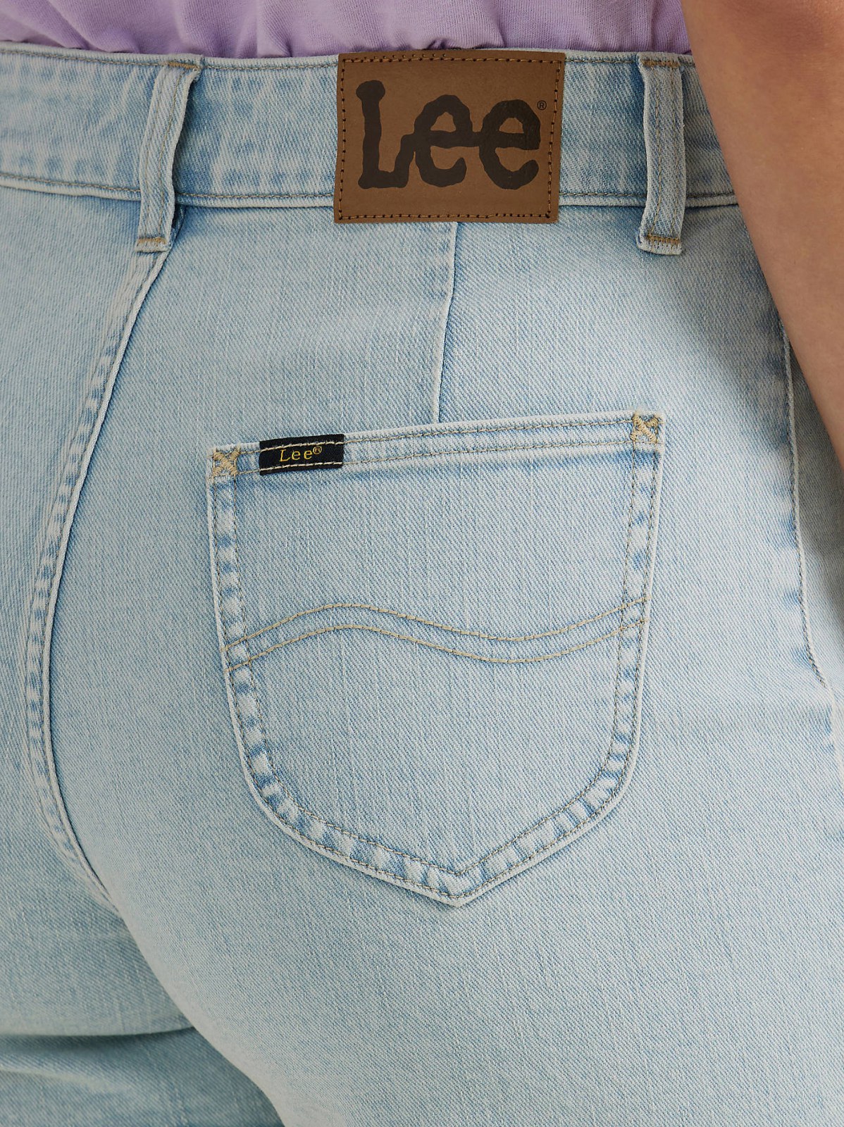 Women's Legendary Seamed Short - view 5