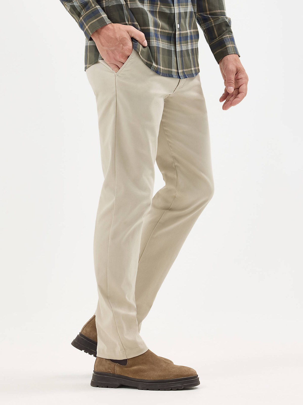 Men's Extreme Motion MVP Relaxed Fit Flat Front Pant - view 4