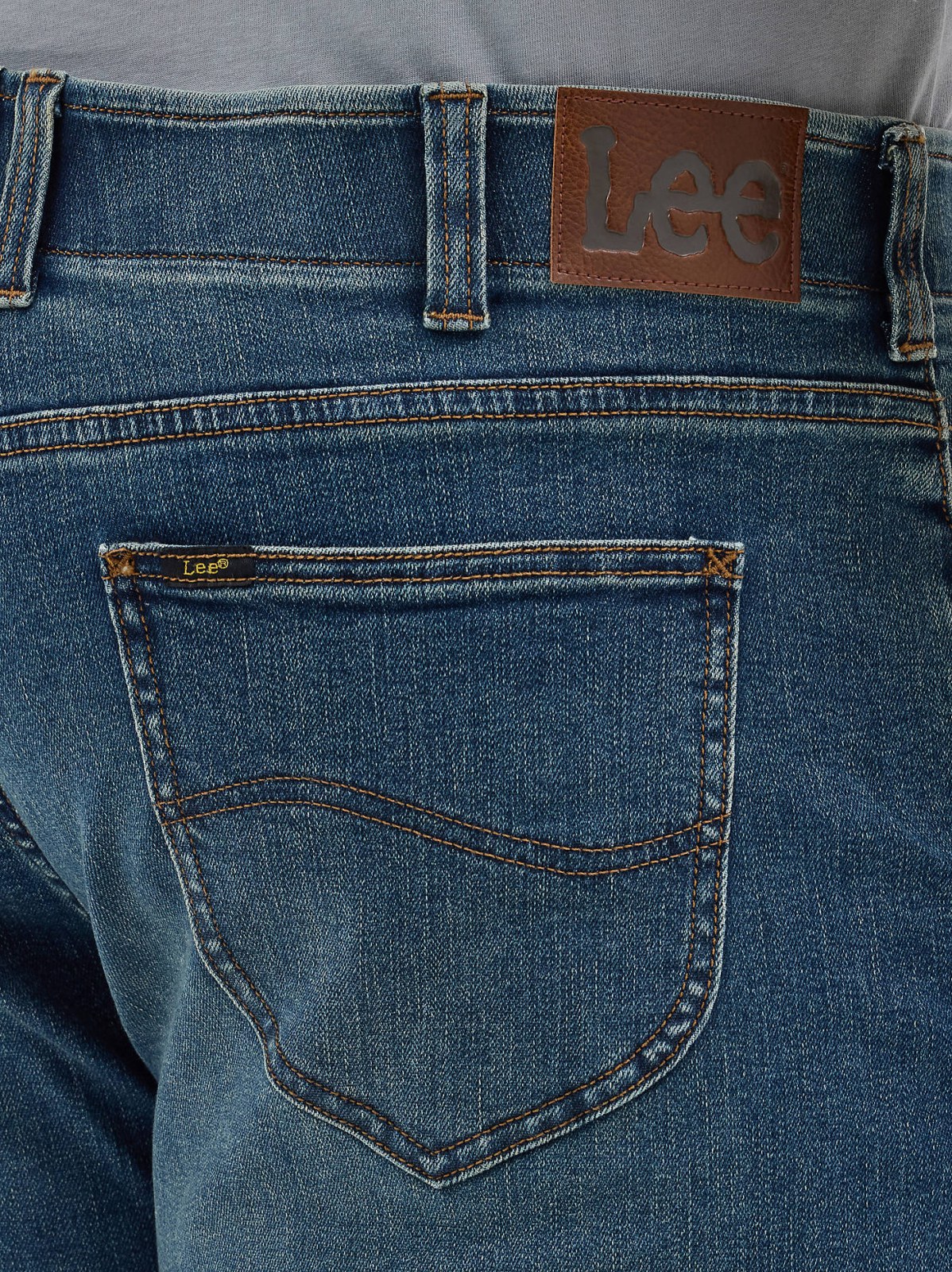 Men's Extreme Motion Relaxed Jean (Big & Tall) - view 5