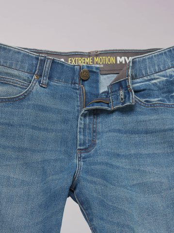 Men's Extreme Motion MVP Athletic Tapered Leg Jean
