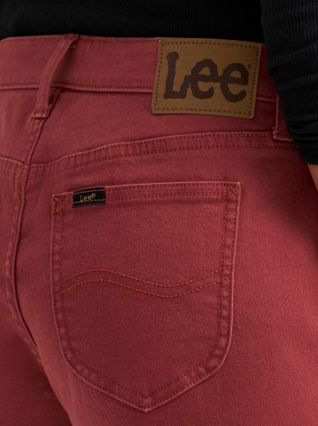Women's Legendary Side Slit Denim Short