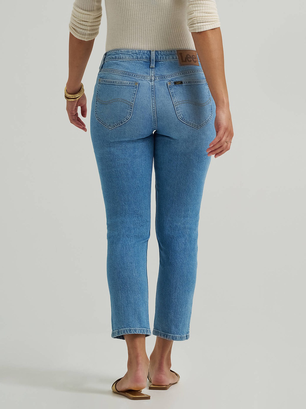 Women's Legendary Straight Crop - view 3