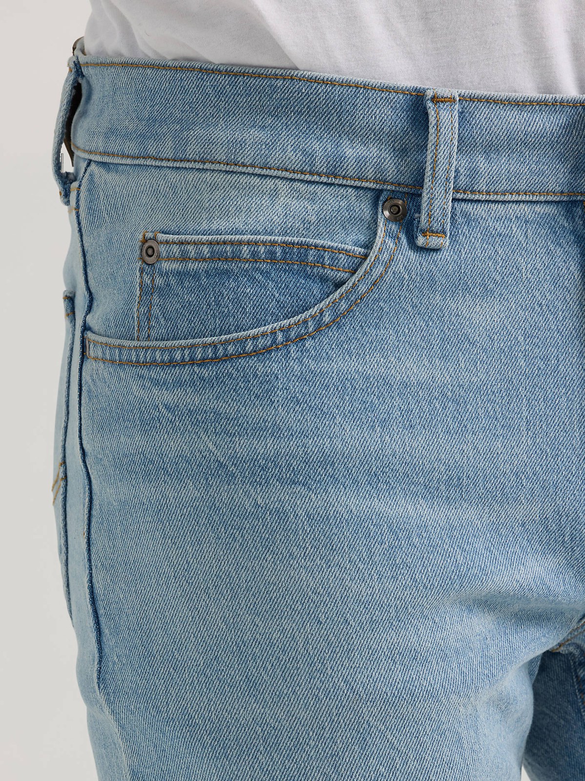 Men's Legendary Regular Straight Jean - view 6