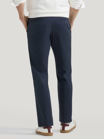 Men's Extreme Motion Slim Fit Khaki Pant
